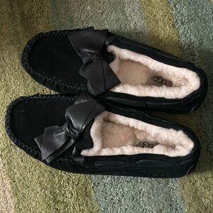 UGG size 9 moccasins